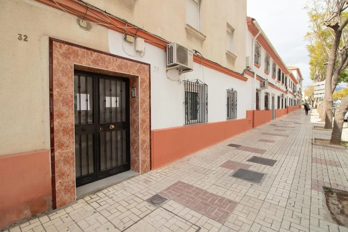 C75 - Comfy 3 Bedroom Near City Center Malaga 0*,  Hiszpania